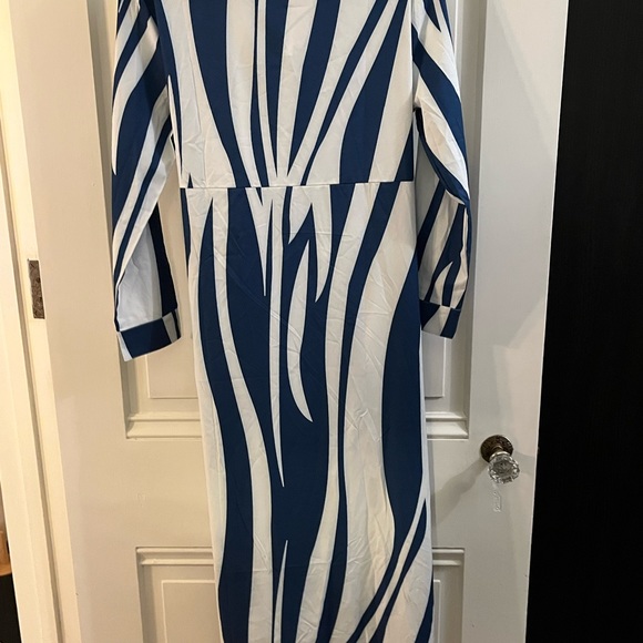 NWT Sexy Wrap Dress - Picture 8 of 11